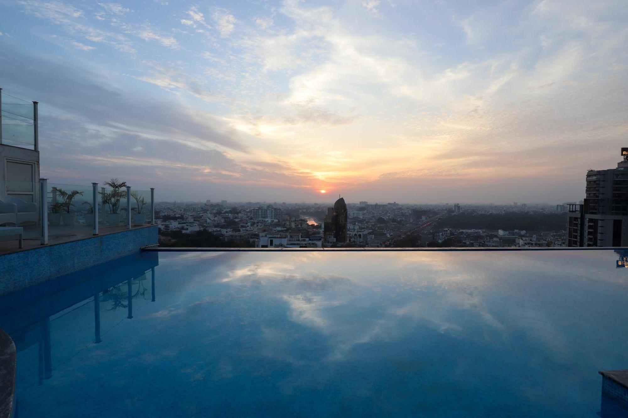 ג'איפור The Grand Hotel מראה חיצוני תמונה